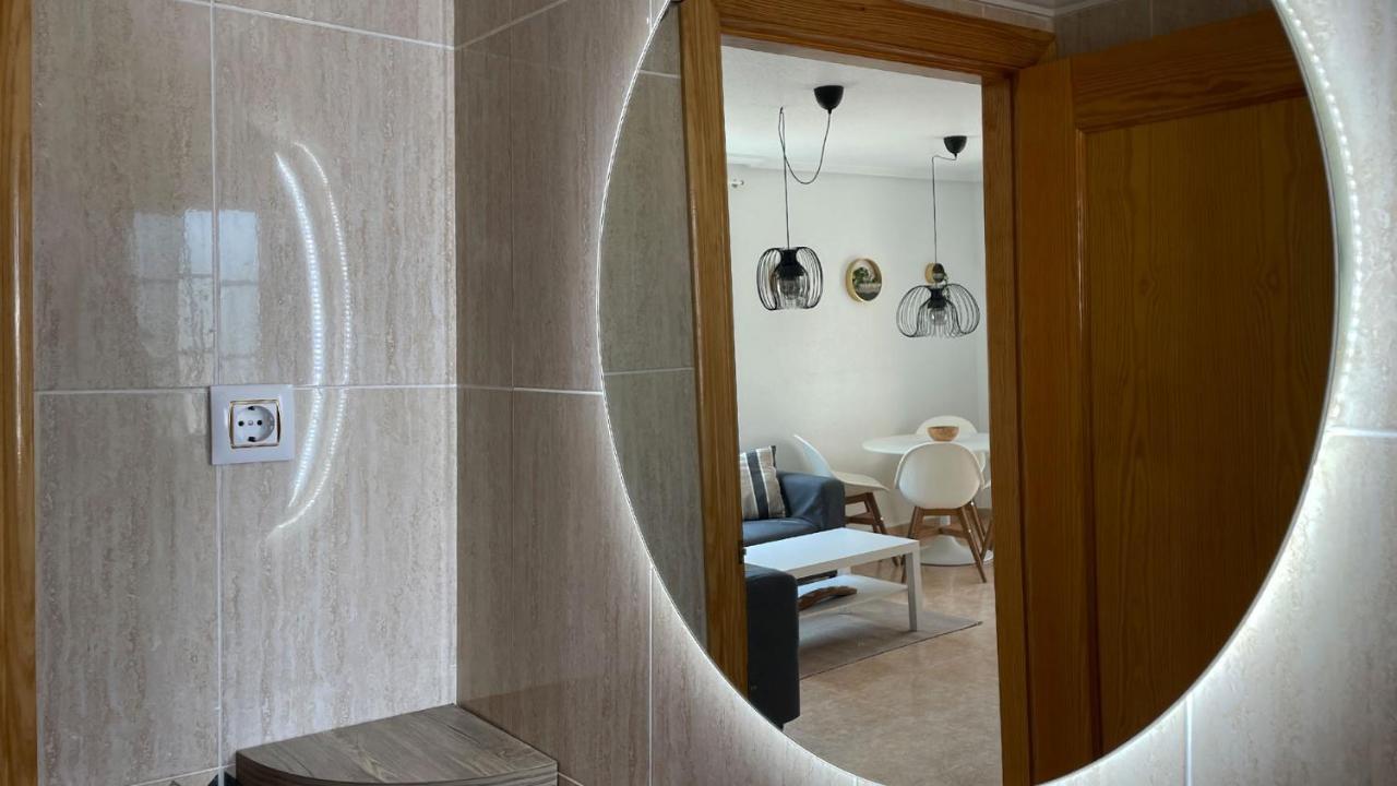 Price Modern Aircon & Filter Water Appartement